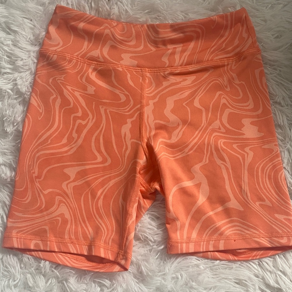 90 Degree By Reflex Swirl Pattern Orange Bike Shorts